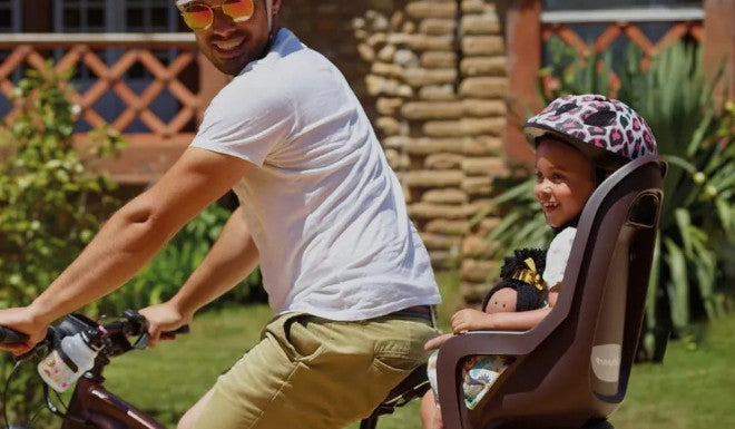 Solutions pour transporter un enfant à vélo