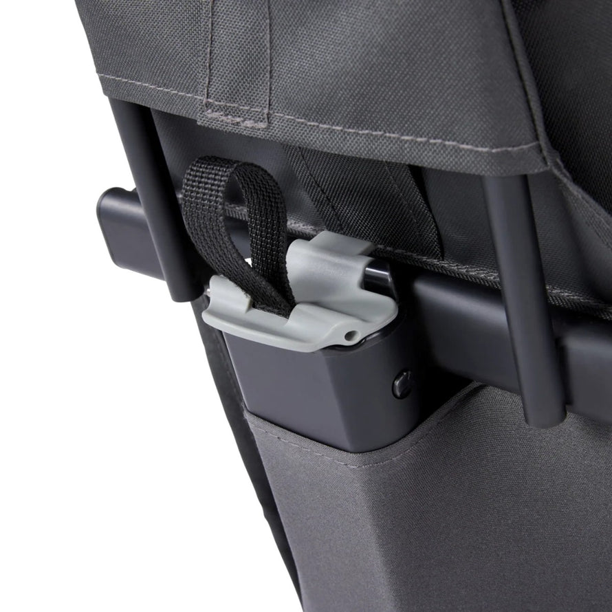 Verrouillage securite du siege enfant Premium Croozer Yuuna pour remorque velo robuste et fiable