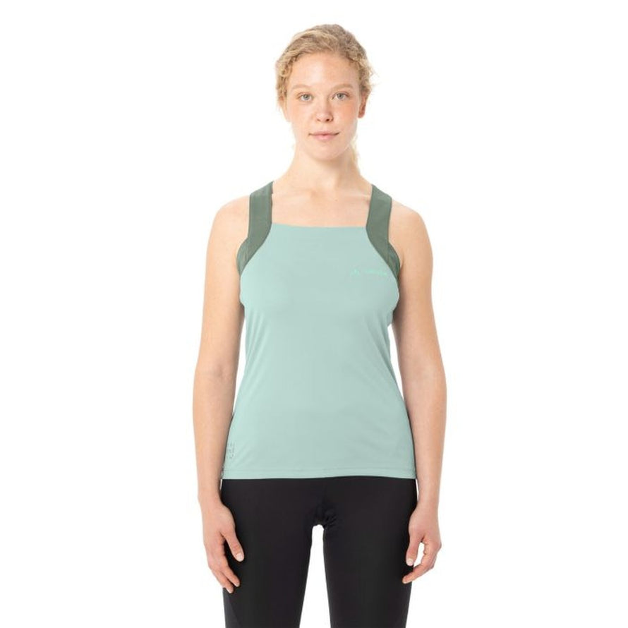 Debardeur velo femme Vaude Matera vert fonce avec poches, tissu technique et coupe ajustee pour cyclisme