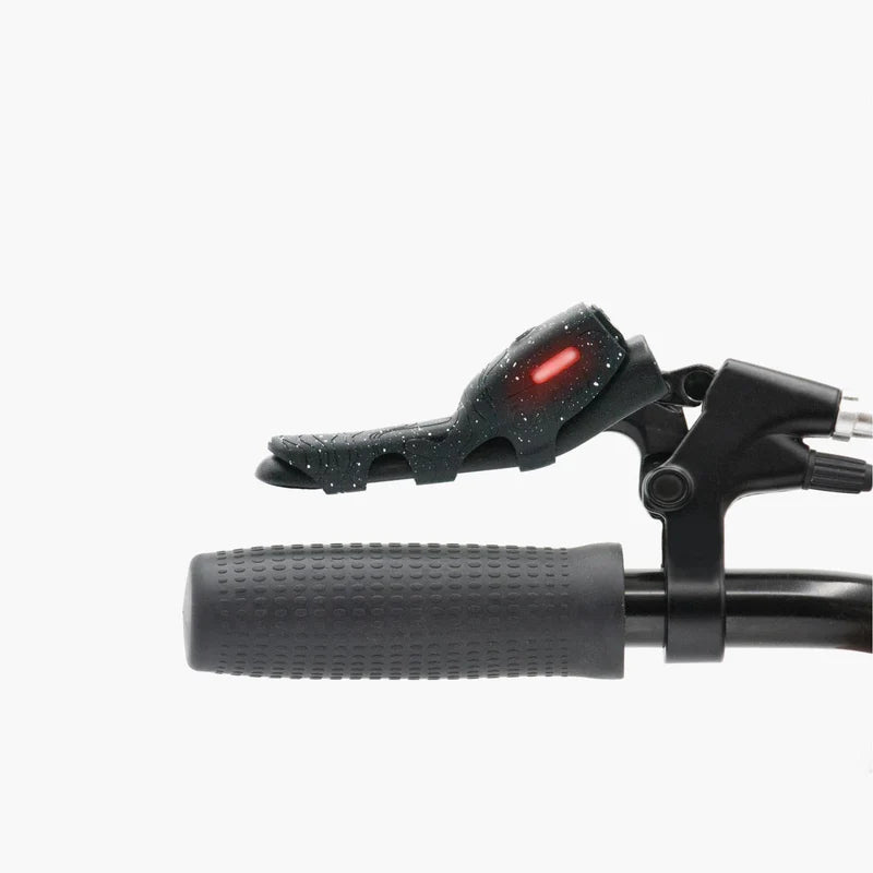 Système sans fil pour activer un feu stop vélo dès que vous freinez