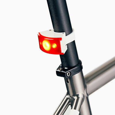 Eclairage vélo led rechargeable arrière 37 lumens Curve Bookman
