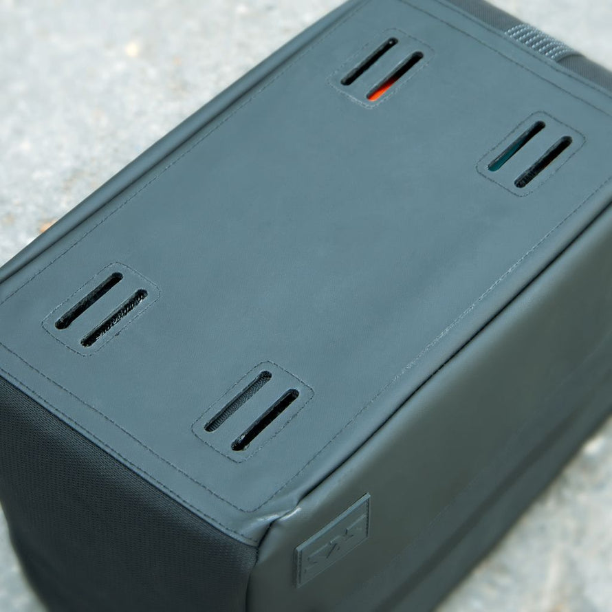 Face inférieure de la sacoche vélo SKS Infinity Urban Trunkbag XL