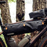 Sacoche frame pack sur vélo