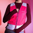 Gilet réfléchissant vélo WOWOW Yara femme en rose foncé pour une visibilité et sécurité améliorées à vélo