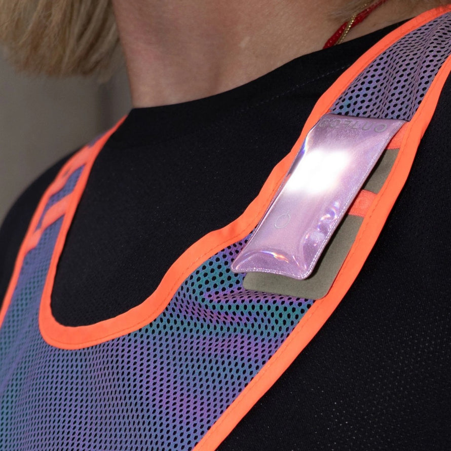 Clip lampe rechargeable Go Fluo Pulse set 2 pieces pour meilleure visibilite et securite velo