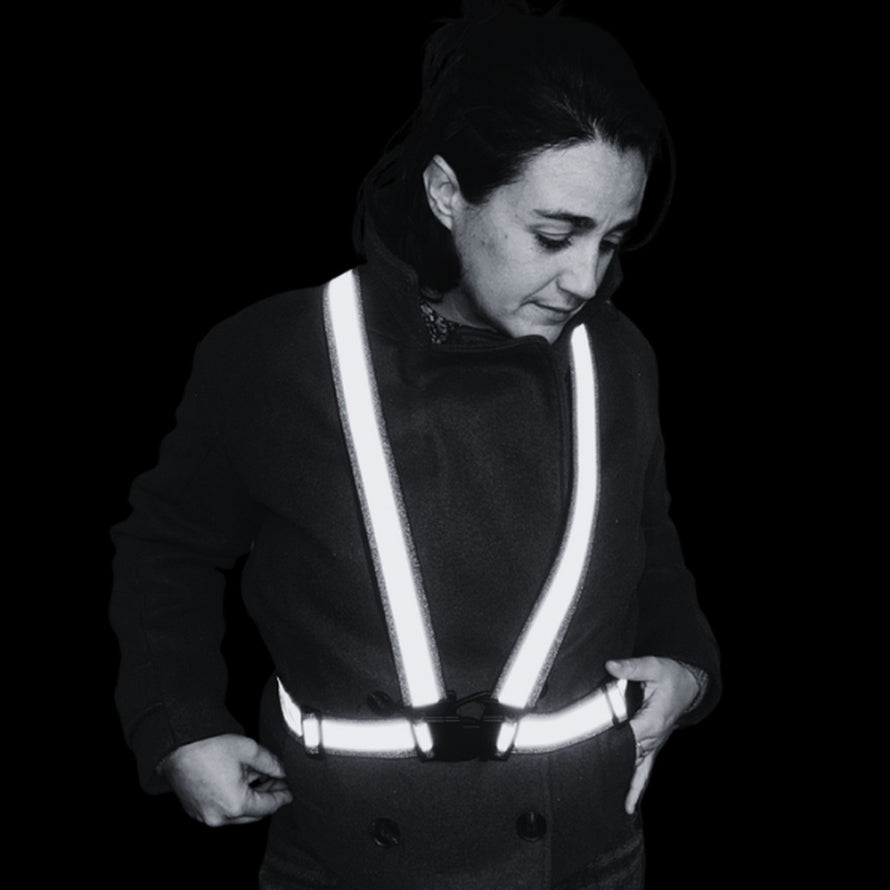 Harnais reflechissant Suzon & Suzette modele classique blanc pour une securite optimale a velo