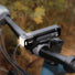 Kit eclairage velo Knog Blinder Pro 700 Plus noir avec leds haute puissance et recharge usb pour securite et visibilite