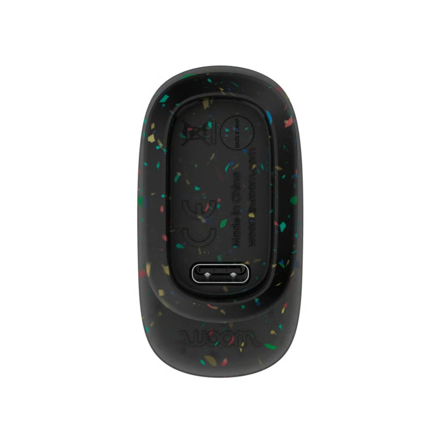 Lampe LED rechargeable Woom READY pour casque enfant, design coloré et sécurité améliorée pour jeunes cyclistes