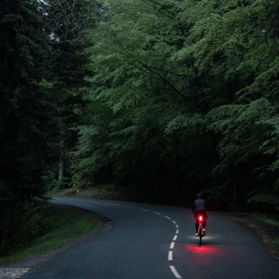 Eclairage arrière rouge puissant rechargeable de 150 lumens Supervision Zéfal