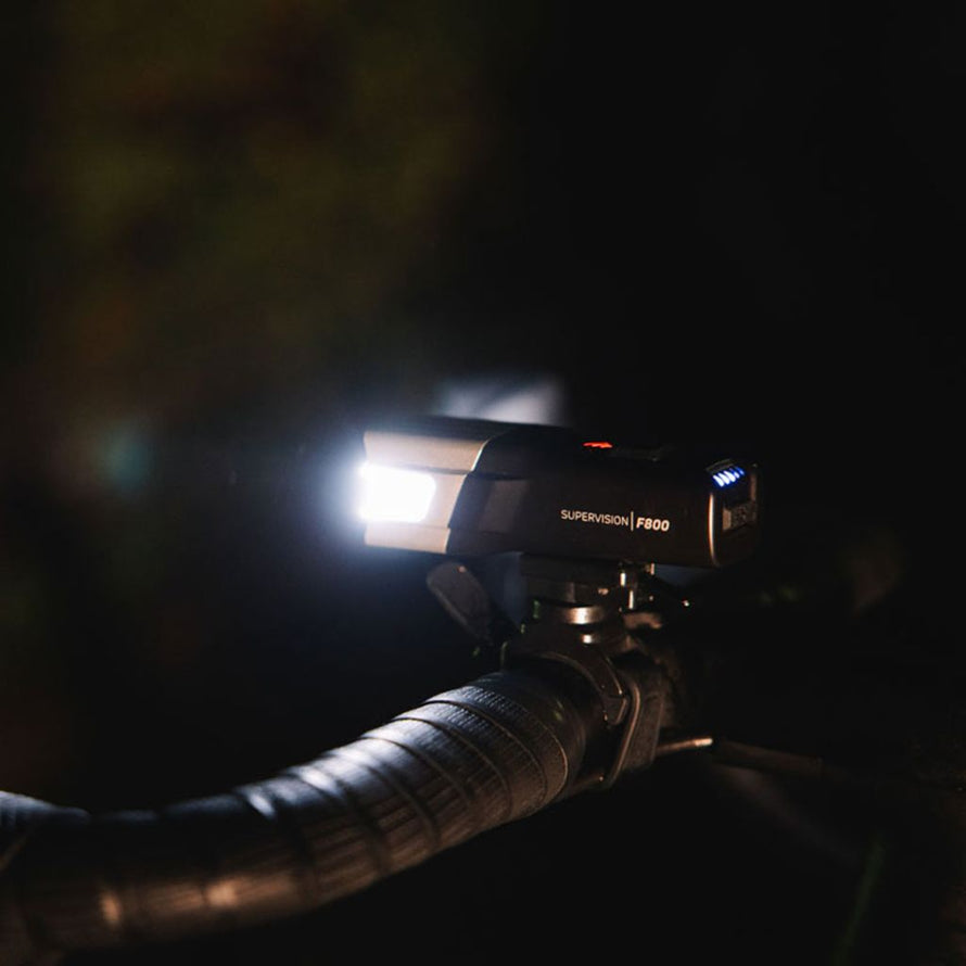 Lampe avant pour vélos, éclairage puissant hors ville, Supervision F800 Zéfal