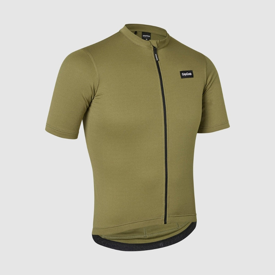 Maillot manches courtes GripGrab EXPLR Merinotech en laine mérinos couleur olive pour cyclisme confort et respirant