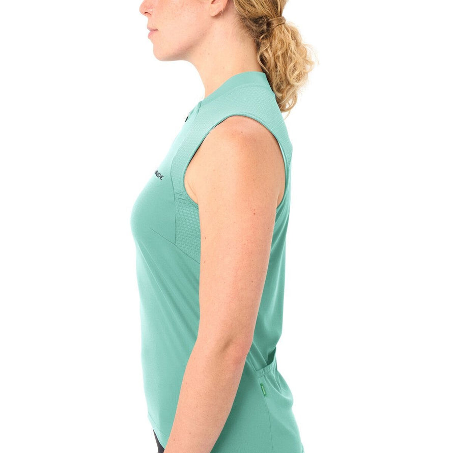 Maillot vélo femme Vaude Matera FZ menthe sans manches, coupe ajustée et tissu technique pour été
