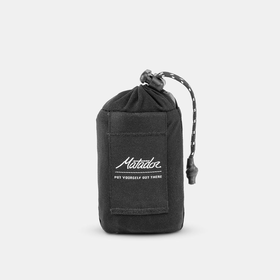Sacoche compacte Matador Pocket Blanket Mini pour cyclistes et activités outdoor, ultra légère et facile à transporter