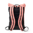 Sac a dos imperméable roll-top MeroMero Wanaka rose vue dos avec bretelles rembourrées pour cyclistes urbains