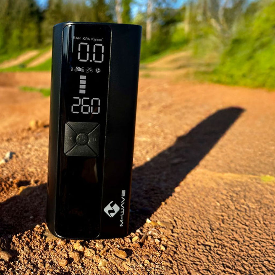 Mini-pompe électrique rechargeable pour gonfler les pneus des vélos