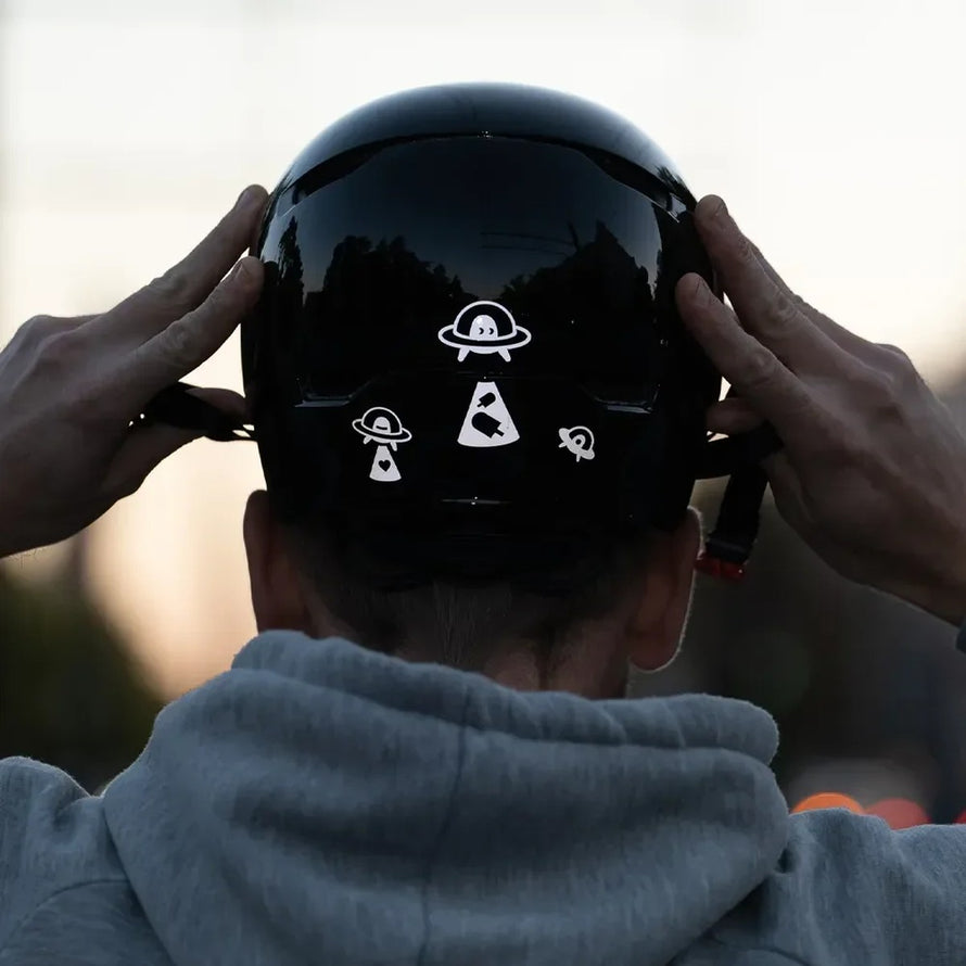 Mini stickers reflectifs pour casque et velo Reflective Berlin modele petits pour meilleure securite