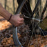 Multi-outils The Nutter cuir marron Full Windsor, outil compact multifonction pour cyclistes et réparations en extérieur