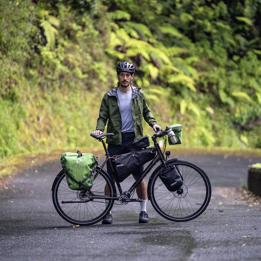 Sacoches arriere Ortlieb Back Roller Plus CR 2 x 20L vert fonce, imperméables et robustes pour velo de randonnée