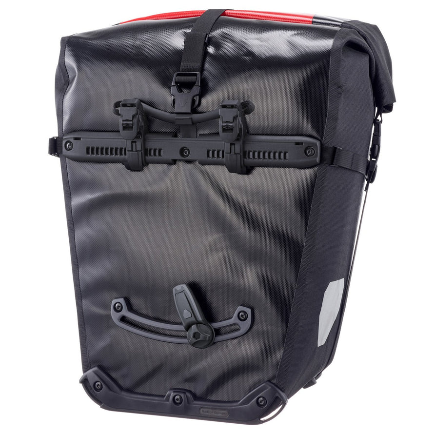 Sacoches arriere Ortlieb Back Roller Pro Classic 2 x 35L noires robustes et imperméables pour vélo