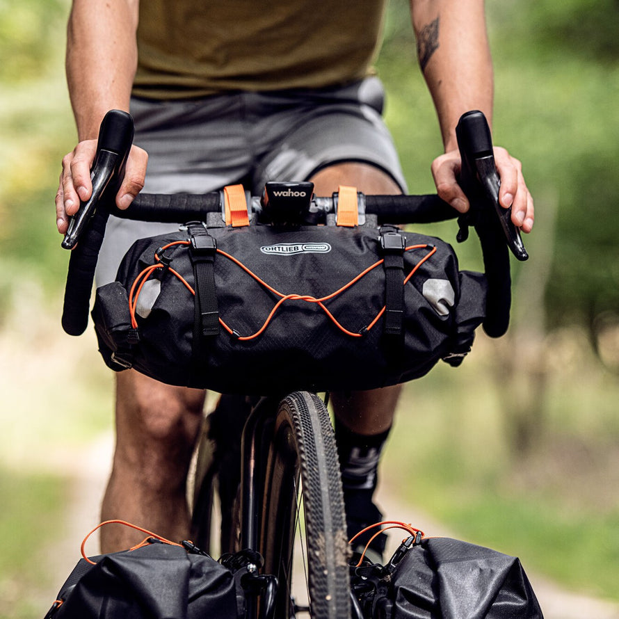 Sacoche de guidon Ortlieb Handlebar Pack 9-15L noire, étanche et pratique pour bikepacking aventure