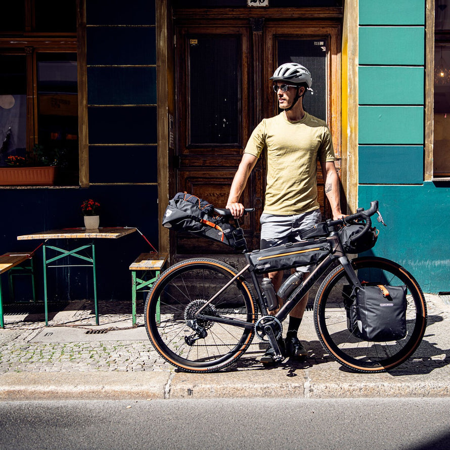 Sacoche de selle Ortlieb Seat-Pack 11-16,5L étanche pour bikepacking et aventures à vélo urbain
