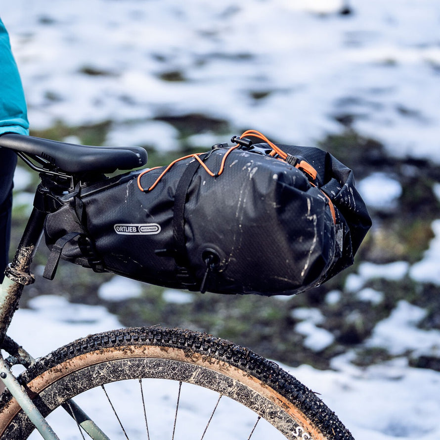Sacoche de selle Ortlieb Seat-Lock 13 L noire avec fixation rapide et protection imperméable pour cyclisme aventure