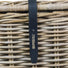 Panier vélo avant Basil Dax avec couvercle en rotin tressé et sangle noire marquée Basil