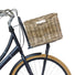 Panier avant en rotin tressé main Basil Dax, naturel et artisanal pour vélo urbain élégant