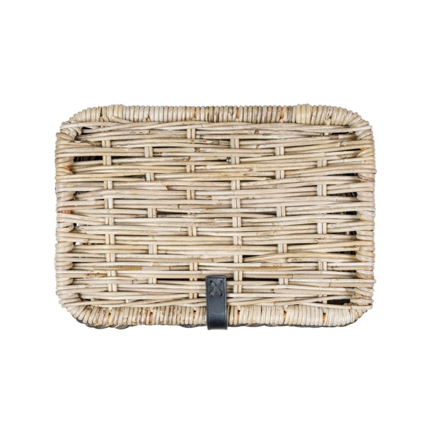 Panier avant en rotin Basil Dijon avec couvercle et boucle noire, idéal pour vélo urbain et balades