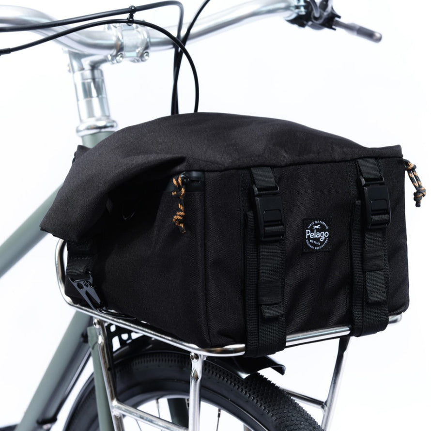 Sacoche Rackbag Eco Pelago noire sur porte-bagages