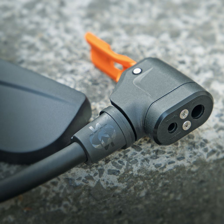 Pompe à pied pour vélos, valves Presta, Schrader et Dunlop