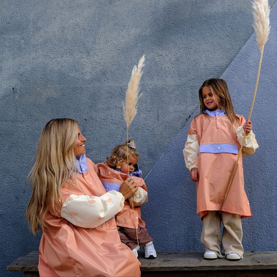 Poncho vélo fantaisie Poule Party – Pour pédaler sous la pluie avec style