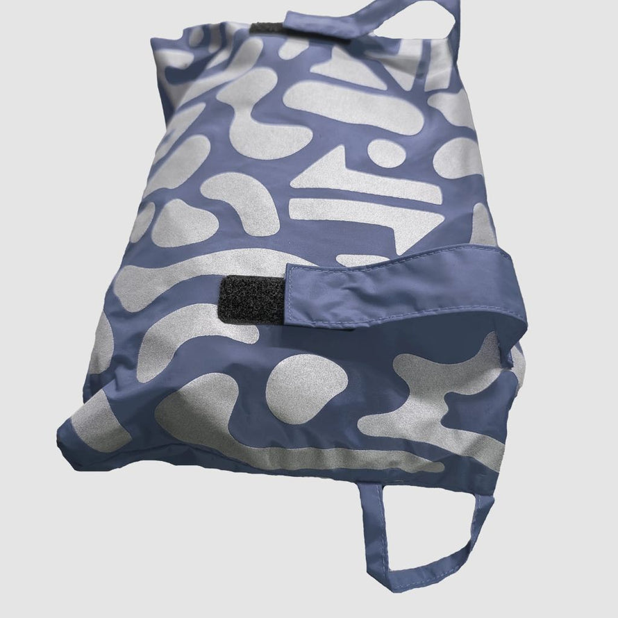 Pochette de rangement du poncho de pluie réfléchissant avec capuche pour vélo Romea Urban Circus kaki 