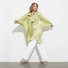 Poncho de pluie vélo Vivi Mari imperméable motif léopard jaune pour femme, protection stylée et fonctionnelle - vue 2