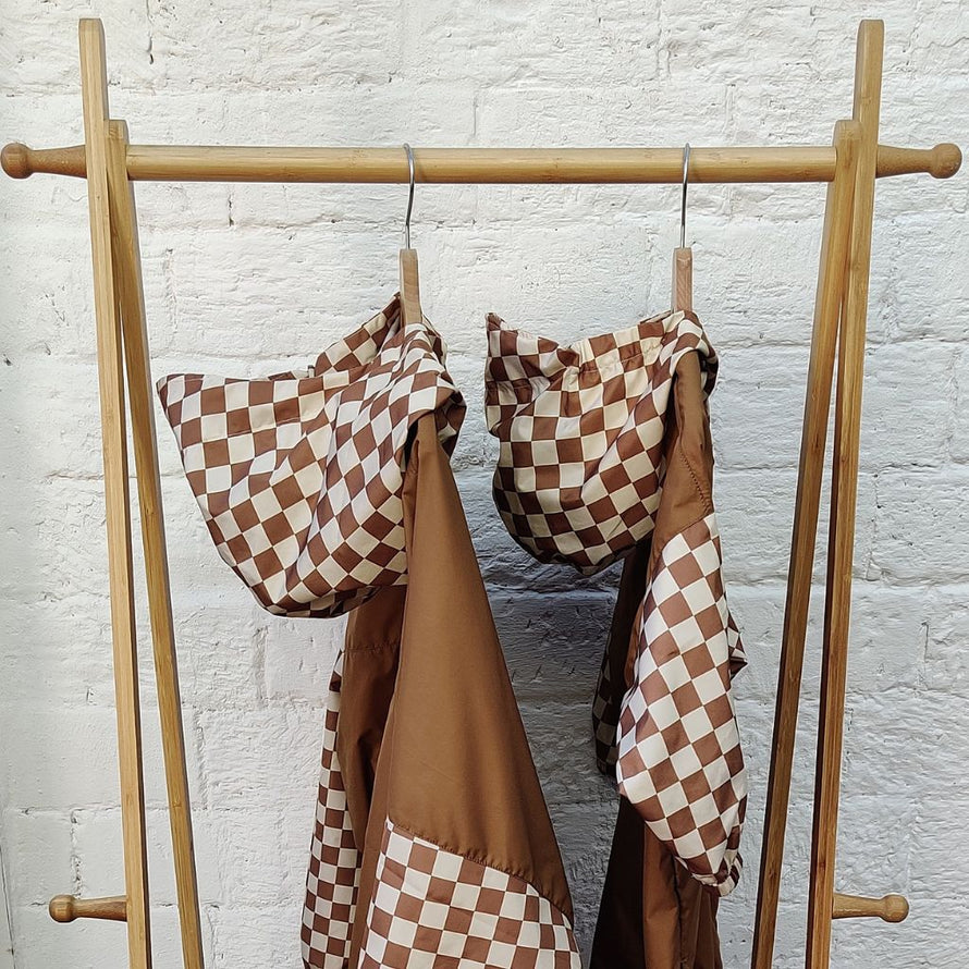 Poncho velo mode pour parent et enfant Poule Party damiers