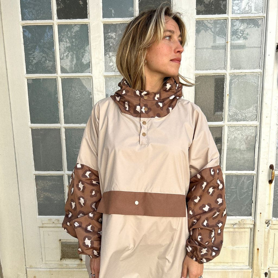 Poncho vélo femme mode Poule Party léopard
