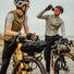 Porte-bagages avant Topeak TetraRack GR1 noir installé sur vélo gravel pour transport léger et durable