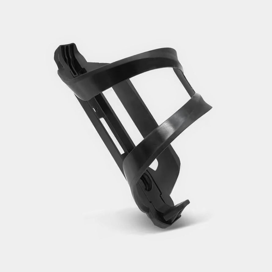 Porte-bidon flexible à entrée latérale, idéal pour bikepacking car compatible avec les vélos équipés de sacoches sur cadre.