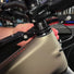 Montage rapide du siège enfant vélo Shotgun Pro EVO sur cadre avec barre de fixation sans outils en quelques secondes