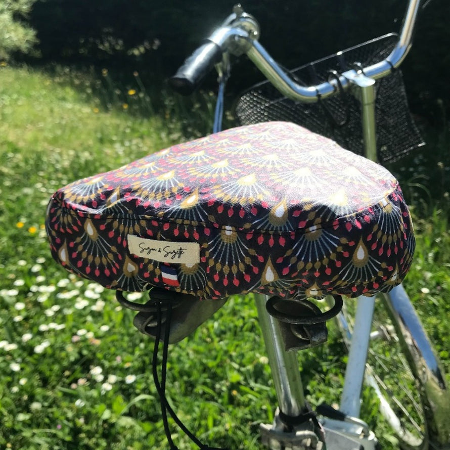 protege-selle-suzon-et-suzette-aubergine