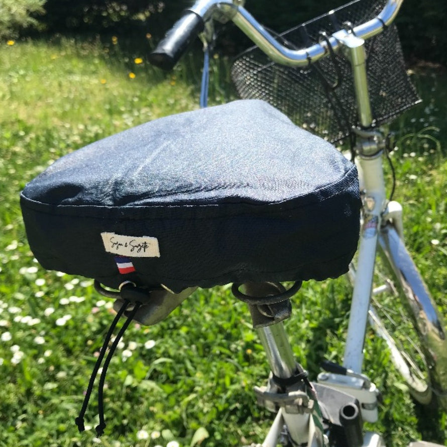 protege-selle-suzon-et-suzette- #bleu
