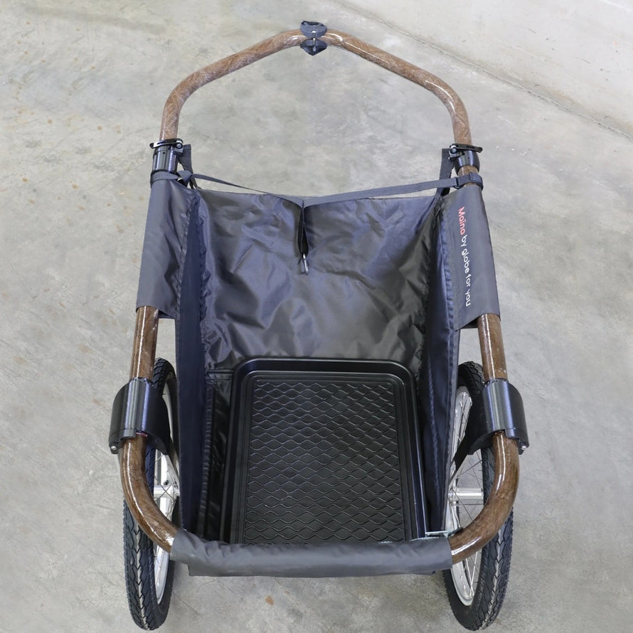 Remorque velo Globe For You equipee de la laisse de securite pour chien modele Globe For You