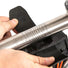 Mise en place du kit de protection cadre vélo Restrap modèle E250579 pour éviter chocs et rayures