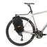 Sacoche arriere compacte Restrap Switch Pannier noire pour velo, ideale pour bikepacking et cyclotourisme