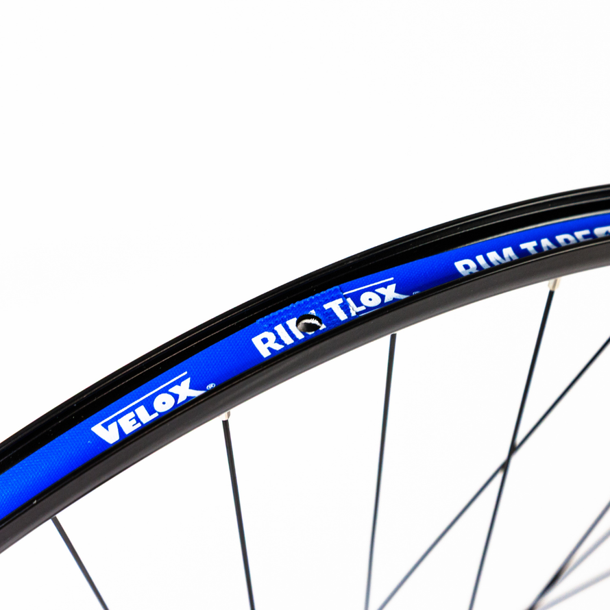Fond de jante Velox monté sur roue avant 650B, protection efficace de la chambre à air