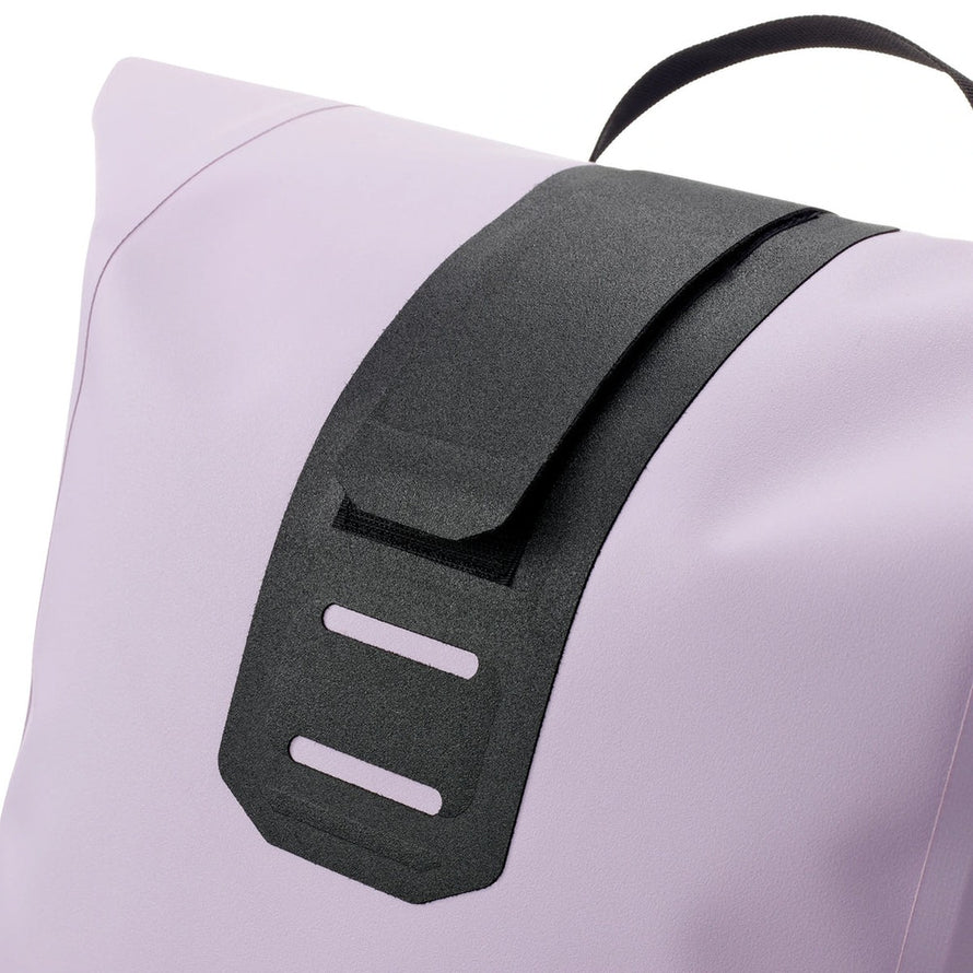 Sac à dos étanche Ortlieb Velocity TIDURA strong 23L lavande avec fermeture velcro robuste et design moderne