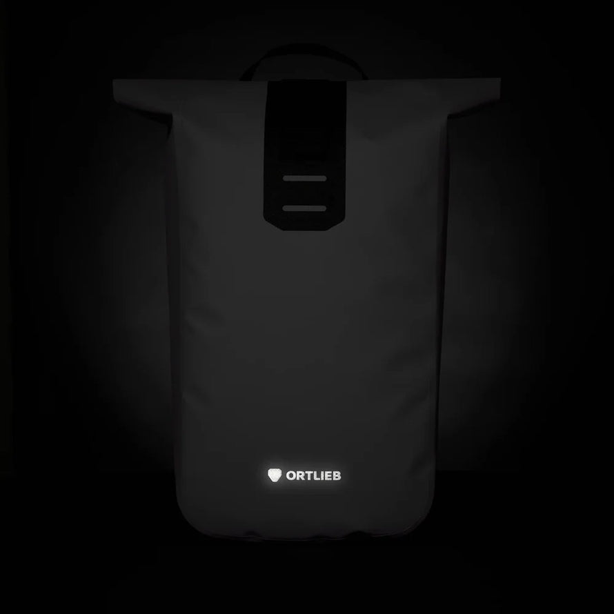 Sac a dos Ortlieb Velocity TIDURA strong 23L noir avec logo reflecteur pour meilleure visibilite nocturne