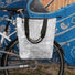 Sac cabas gris de 17 L convertible en sacoche vélo arrière Hapo-G