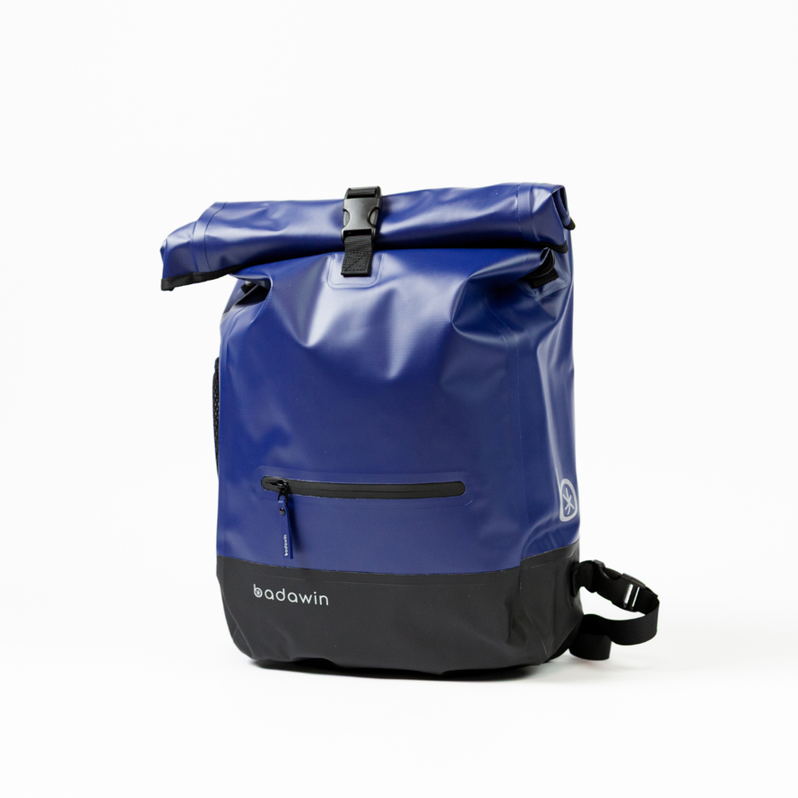 Vue avant du sac convertible en sacoche vélo Badawin Anna 27 L bleu