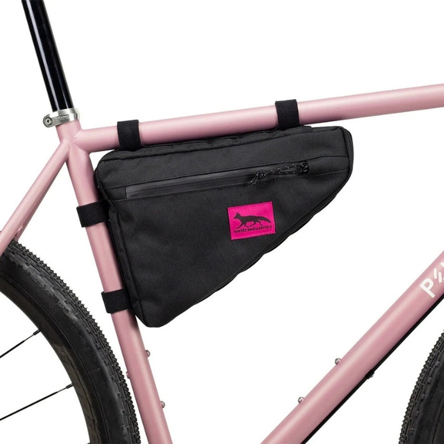 Sacoche cadre vélo Giddy Up Wedge Swift Industries 3,3L noire, idéale pour cyclotourisme et sorties légères
